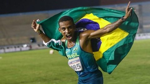 Danielzinho faz segundo melhor tempo da história do Brasil na maratona