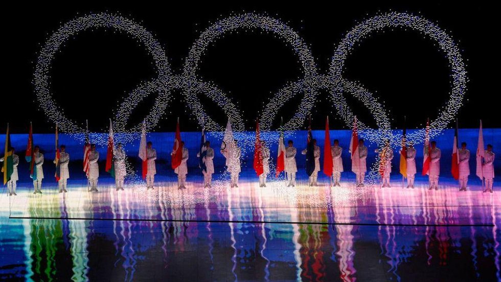 Pequim: Jogos chegam ao fim marcados por covid-19 e doping de Valieva