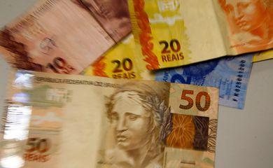 Dívida Pública cai 1,29% em outubro e fica abaixo de R$ 5,4 tri