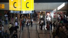 Criminosos invadem Terminal de Cargas Aéreas do Galeão e roubam eletrônicos