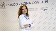 “Esperamos provar a eficácia da vacina da Covid-19 este ano”, diz infectologista