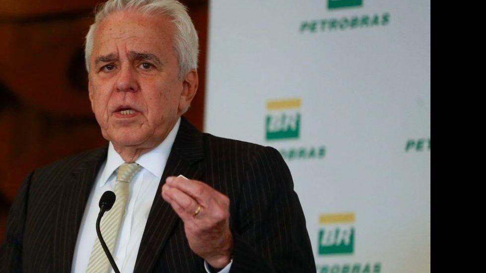 Demanda por gasolina já caiu entre 50% e 60%, diz presidente da Petrobras