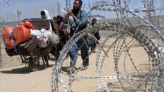 Rebeldes resistem em vale no Afeganistão; Talibã forma governo