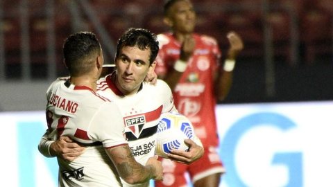 Pablo lidera lista de trocas no São Paulo, mas desejo do clube esbarra em salários do atacante