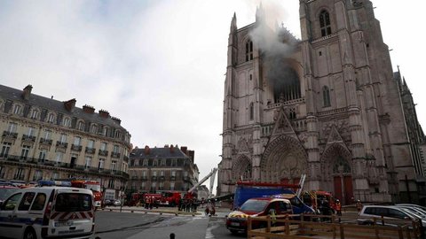 Refugiado que trabalhava em Nantes confessou ter iniciado incêndio