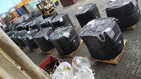 Mais de uma tonelada de cocaína é apreendida no porto de Santos