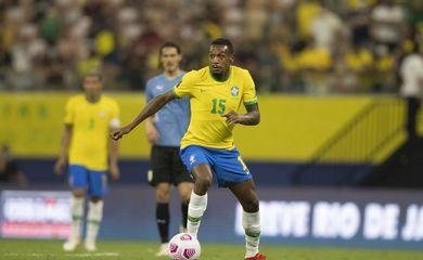Eliminatórias: Edenílson é convocado para a seleção brasileira