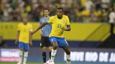 Eliminatórias: Edenílson é convocado para a seleção brasileira