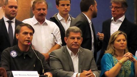 Presidente do PSL diz que comando da Câmara com partido de Bolsonaro é ‘antiestratégico’