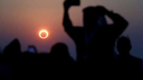 Eclipse solar anular ocorre nesta quinta, mas não será visível no Brasil