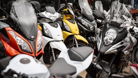 Venda de motos no Brasil volta a crescer em 2018 depois de 7 anos