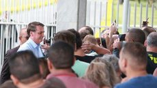 Bolsonaro volta a Brasília após feriado no Guarujá