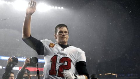 Não é só Brady: relembre atletas que voltaram atrás após anunciarem aposentadoria