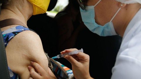 Covid-19: doenças neurológicas crônicas são incluídas na vacinação