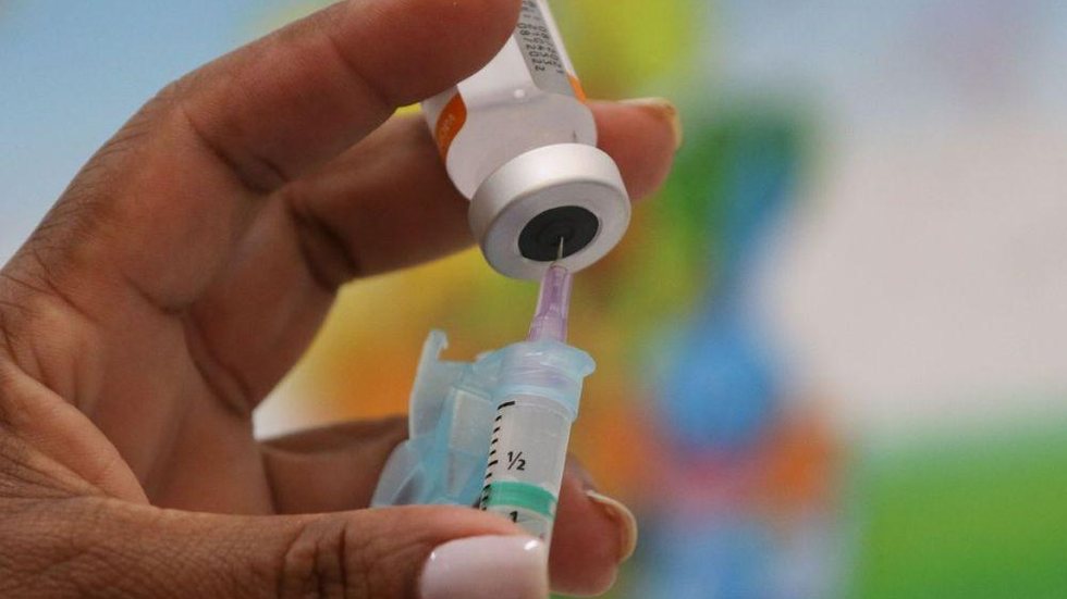 São Paulo tem vacinação contra covid-19 e gripe neste domingo