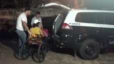 Cadeirante suspeito de tráfico de drogas é preso ao tentar fugir da polícia