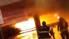 Criminosos ateiam fogo em caixa eletrônico de agência bancária em Mirassol