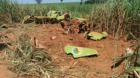 Piloto morre em queda de aeronave agrícola às margens de rodovia em Promissão