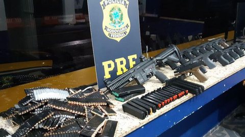 Polícia do Rio apreende média de uma arma por hora na última década