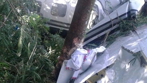 Casal morre em queda de avião na zona norte de Sorocaba