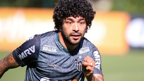 Corinthians encaminha empréstimo de Luan, e Atlético-MG vê negócio por Clayson esfriar