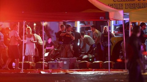 Mais de 20 morrem e mais de 100 ficam feridos após centenas de tiros em Las Vegas