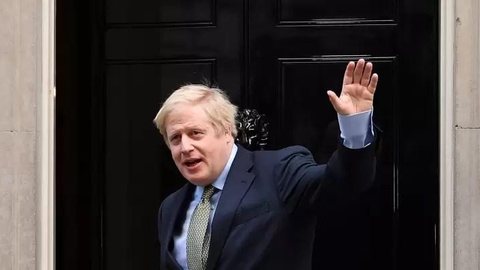 Imagem Boris Johnson renuncia à cargo de primeiro-ministro