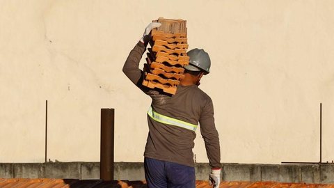 Índice da construção civil é de 0,88% em setembro, o menor em 2021
