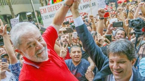 Lula pressiona Haddad para disputar a prefeitura de São Paulo