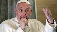 Papa Francisco alerta para “retrocesso da democracia”