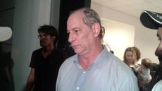 ‘Não posso deixar o Brasil cair na mão do fascismo’, diz Ciro Gomes