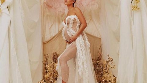 Grávida de 8 meses, Sabrina Sato faz fotos sensuais inspiradas na cultura japonesa
