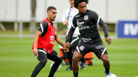 De volta, Willian busca gol após mais de 5 mil dias dos primeiros feitos pelo Corinthians