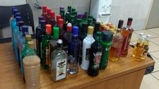 Agentes da Infância encontram mais de 60 menores em festas com bebidas alcoólicas e drogas