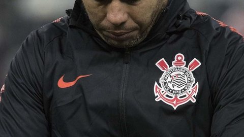 Jair Ventura completa um mês de Corinthians com aproveitamento pior do que o de Osmar Loss