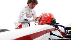 Enzo Fittipaldi é hospitalizado após bater em largada da F2 na Arábia Saudita