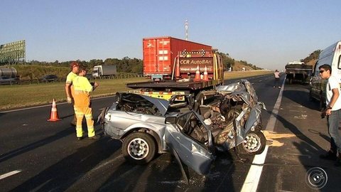 Excesso de peso em caminhão pode ter contribuído para acidente na Bandeirantes