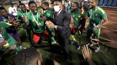 Copa Africana: Camarões busca empate, vence Burkina Faso nos pênaltis e fica com terceiro lugar
