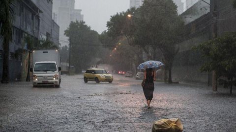 Chuvas em São Paulo mantêm cidade em alerta