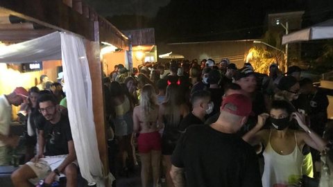 Vigilância Sanitária multa bar na Zona Norte de SP por aglomeração pela segunda vez no carnaval