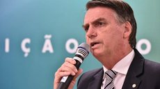 Maioria do TSE vota por arquivar pedido do PT para cassar Bolsonaro; decisão é adiada