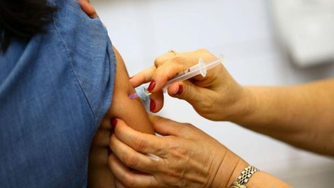 Pessoas com cinco a 19 anos podem se vacinar contra Sarampo até 13 de março