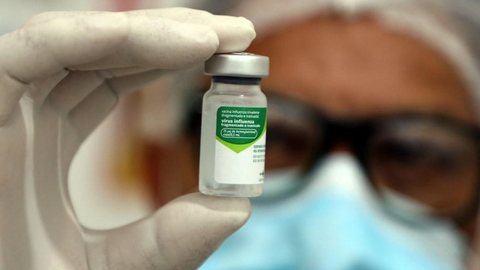 Nova vacina contra gripe deve chegar entre fevereiro e março de 2022; veja como funciona a produção