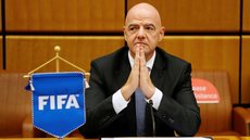 Presidente da Fifa diz que Copa bienal pode evitar mortes de migrantes