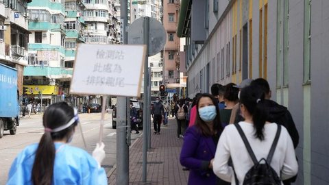 Hong Kong está sobrecarregada com recorde de infecções por Covid-19