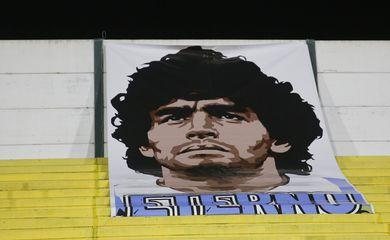 Morte de Maradona dispara disputa por herança
