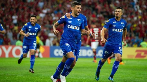 Trio decisivo, maturidade, foco: a sintonia do Cruzeiro para dominar o Flamengo