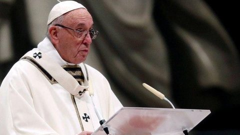 “Caso doloroso”, diz Papa após divulgação de relatório sobre ex-cardeal pedófilo