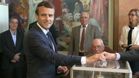 Projeções apontam partido de Macron como grande vencedor das legislativas francesas