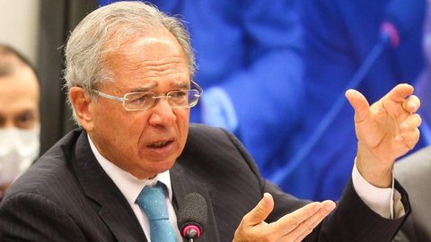 Ministro da Economia diz que país terá desaceleração em 2022